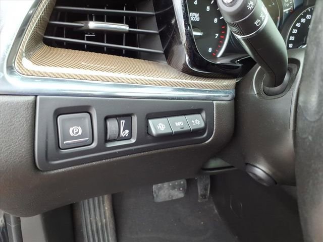 Used 2019 Cadillac XT5 Platinum image 29