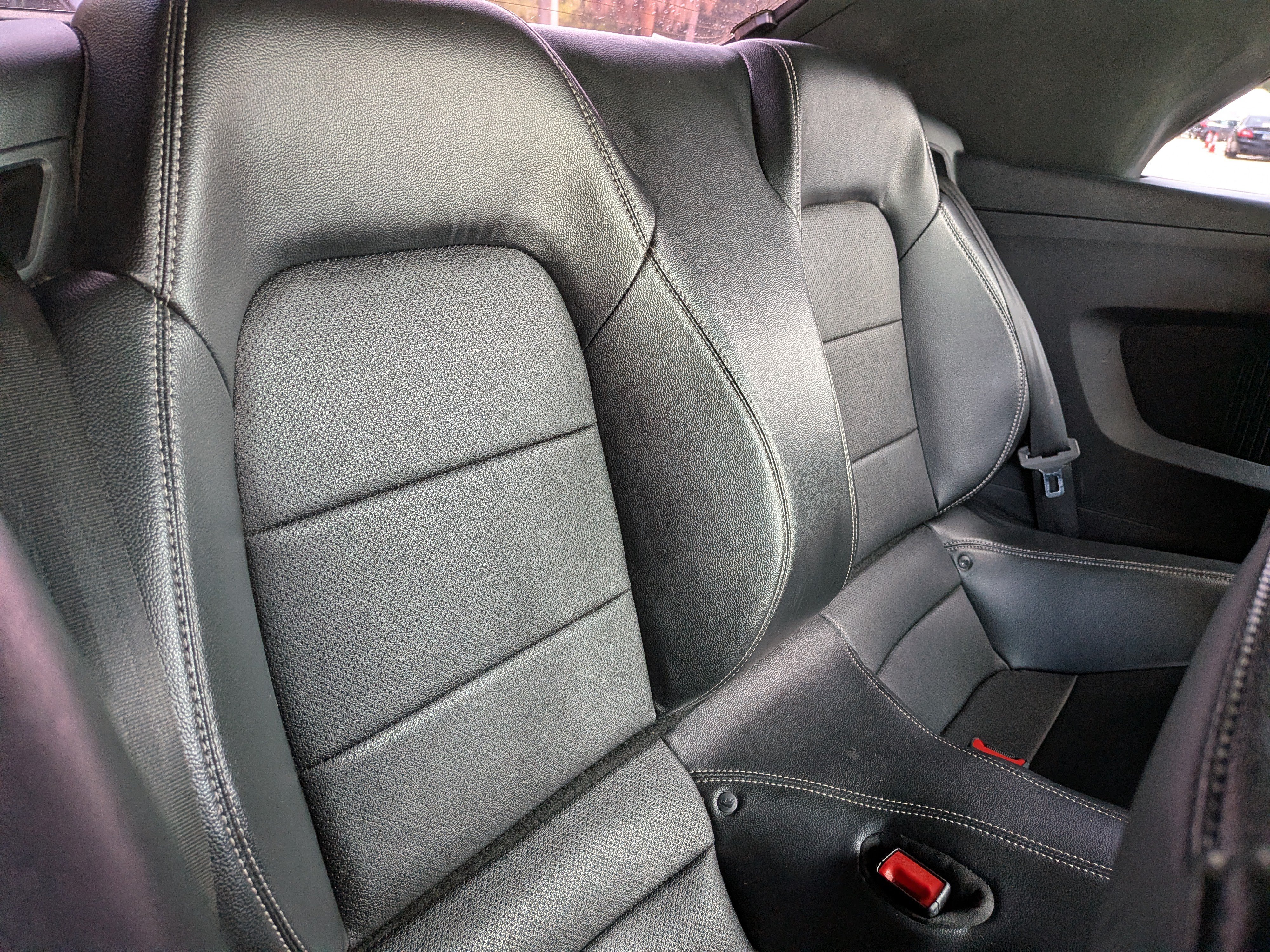 Used 2020 Ford Mustang GT Premium RWD image 13