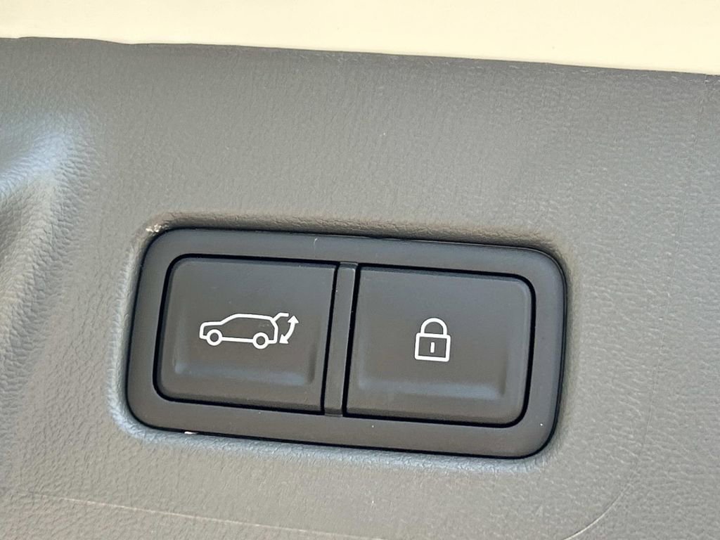 New 2026 Hyundai Santa Fe SEL image 13