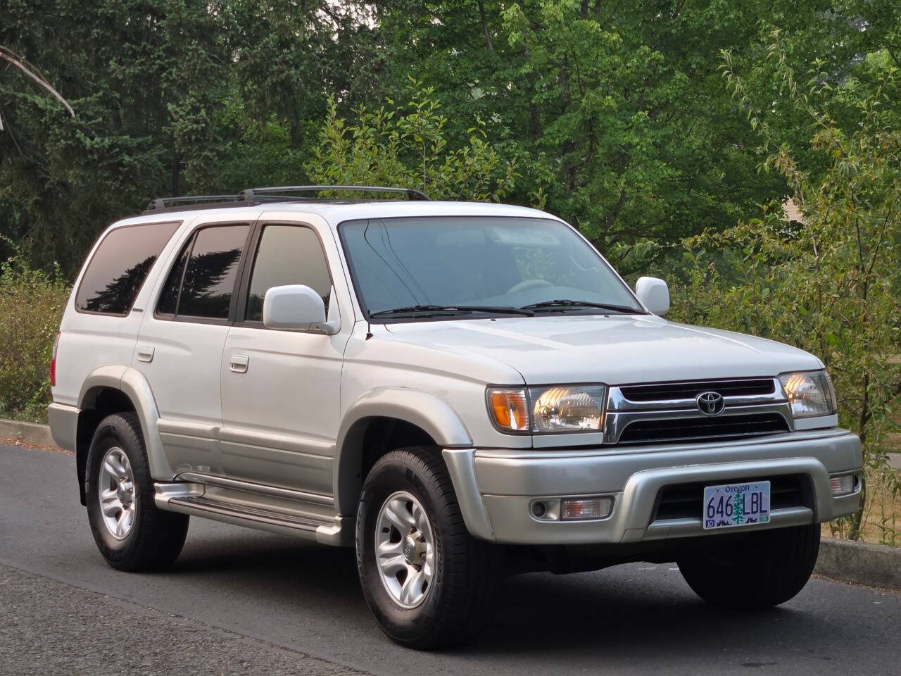 Used 2001 Toyota 4Runner Limited RWD image 4