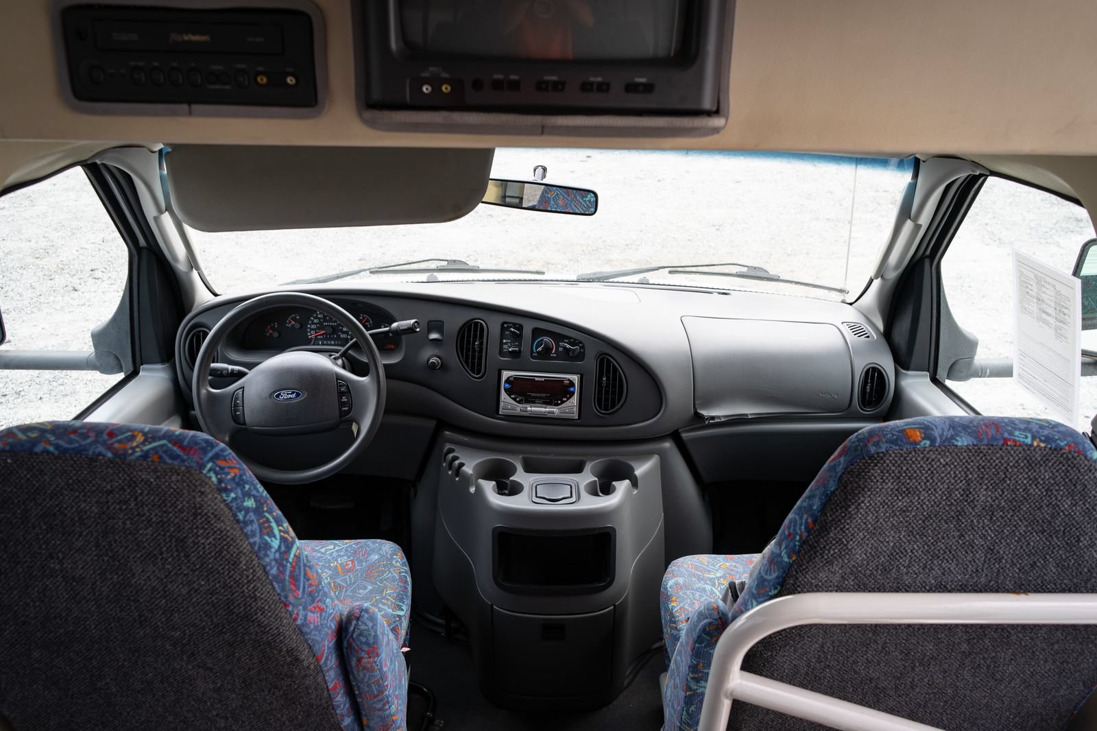 Used 2003 Ford E-450 and Econoline 450 RWD image 26
