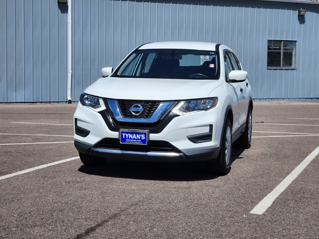 Used 2017 Nissan Rogue S AWD/4WD image 3