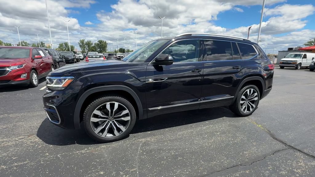 Used 2022 Volkswagen Atlas SEL Premium AWD/4WD image 4
