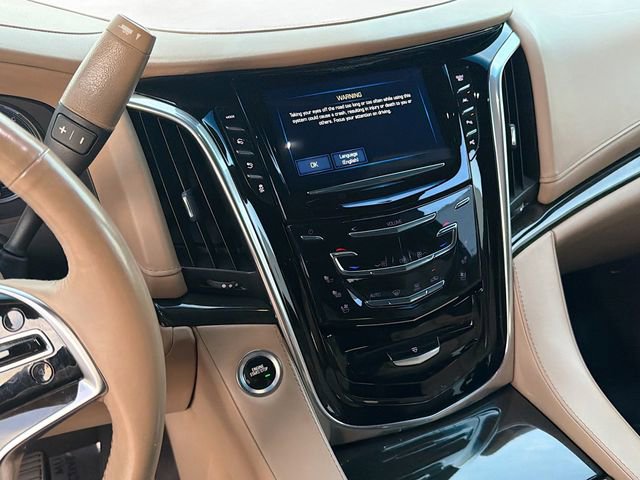 Used 2019 Cadillac Escalade Platinum image 27