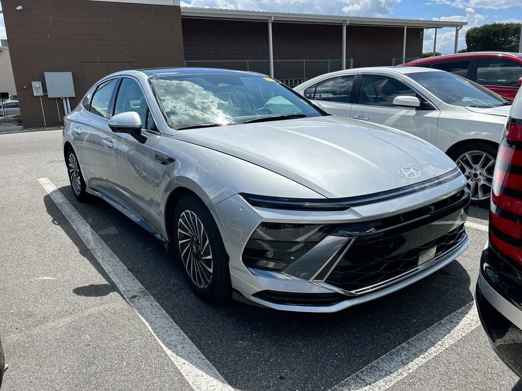 Used 2024 Hyundai Sonata Limited FWD image 6