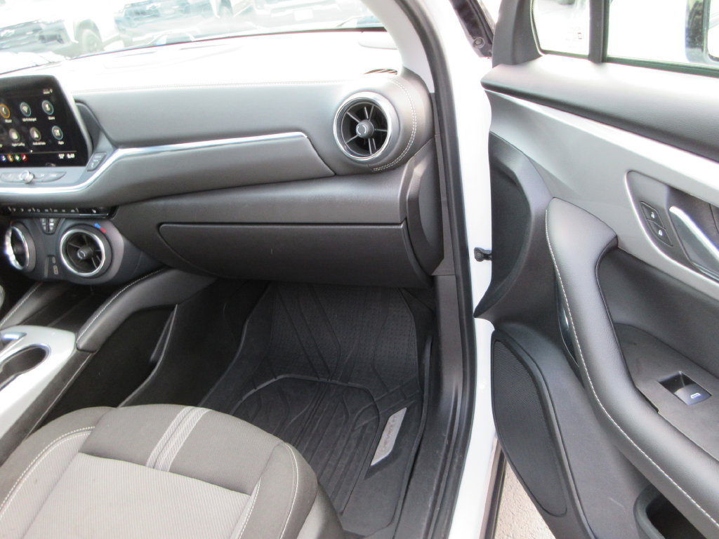 Used 2024 Chevrolet Blazer LT w/ LPO, Floor Liner Package FWD image 18