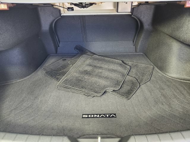 Certified 2025 Hyundai Sonata Limited FWD image 19