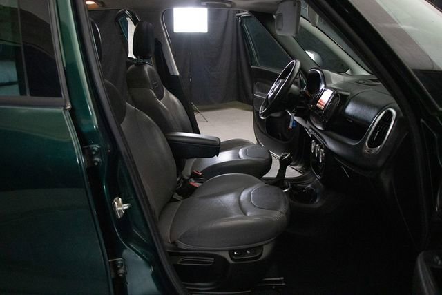Used 2015 FIAT 500L Lounge image 16