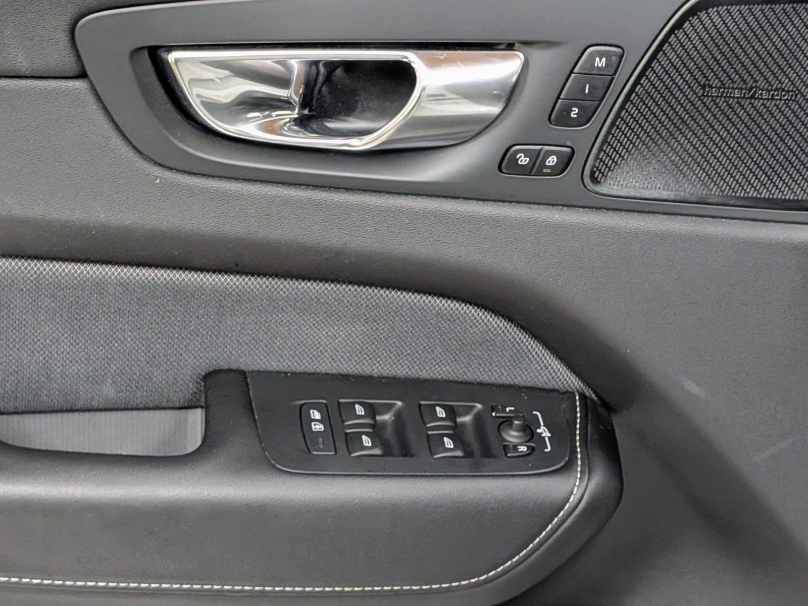 Used 2020 Volvo XC60 T8 R-Design w/ Protection Package Premier image 14