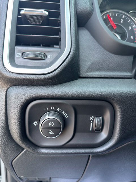 New 2026 RAM 3500 Big Horn AWD/4WD image 27