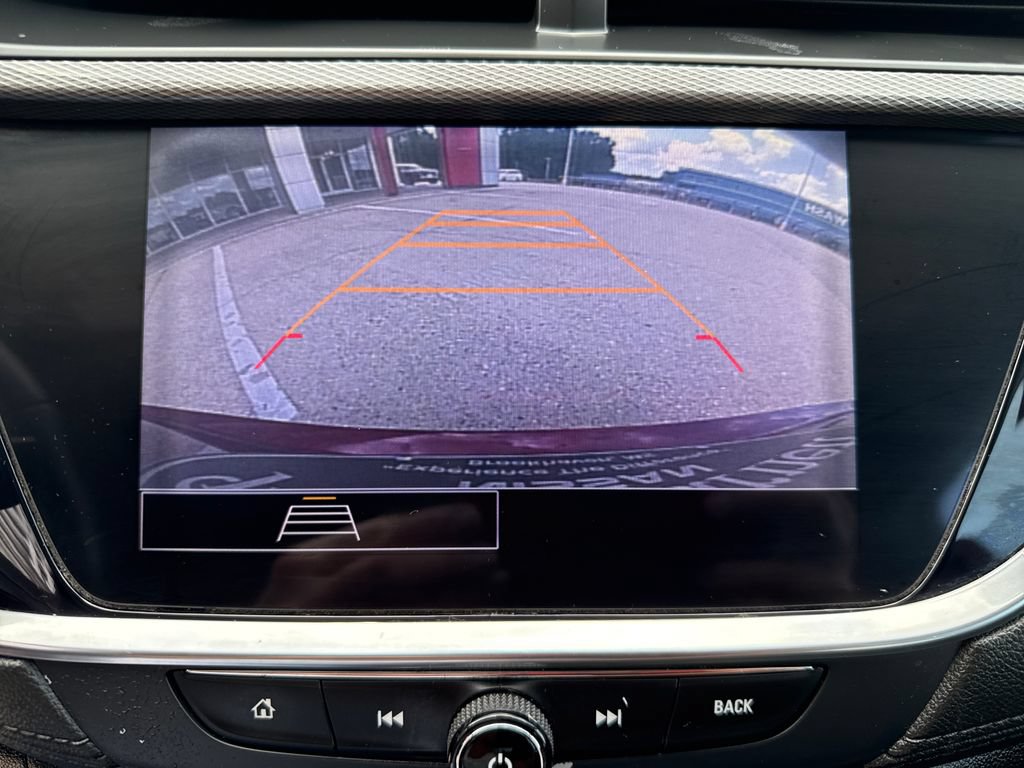Used 2021 Buick Encore GX Select w/ Sport Touring Package FWD image 20