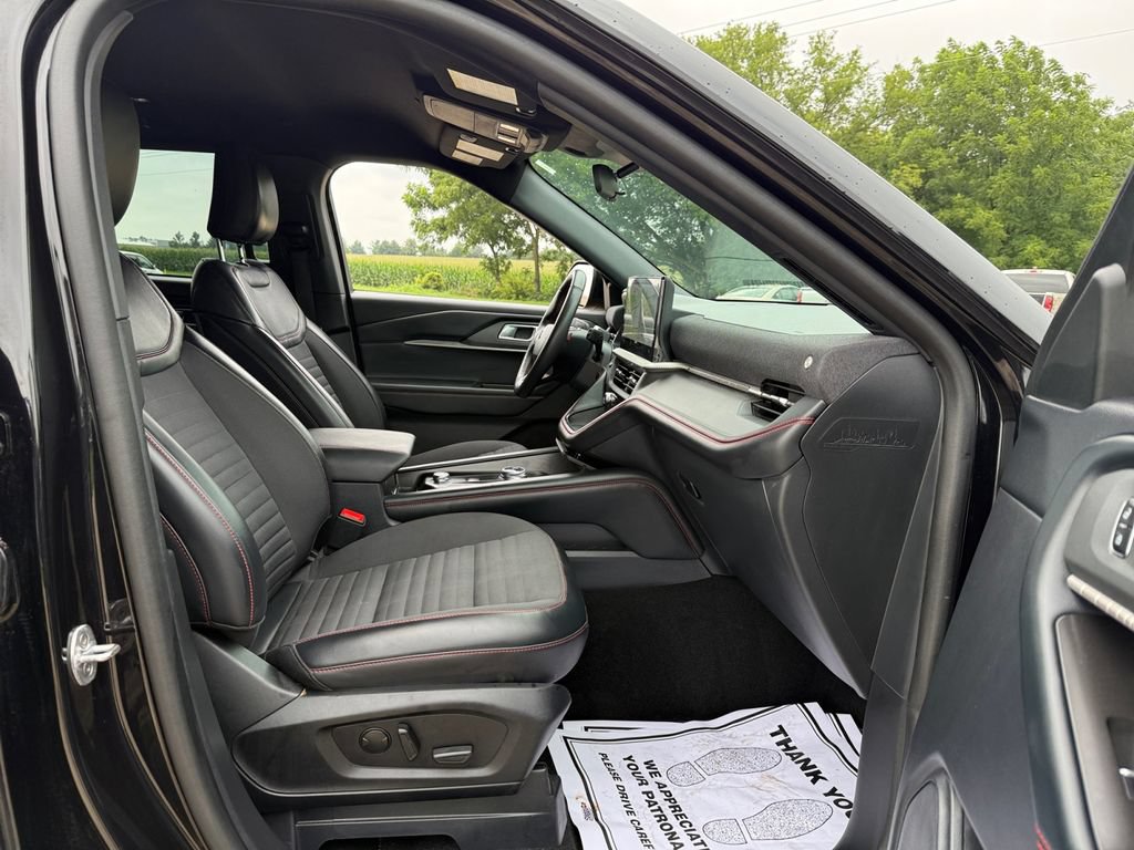 Used 2025 Ford Explorer ST-Line AWD/4WD image 43