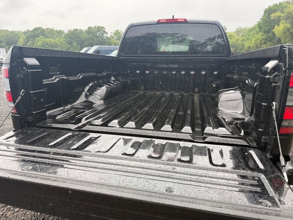 Used 2024 Nissan Frontier SV w/ Technology Package image 29
