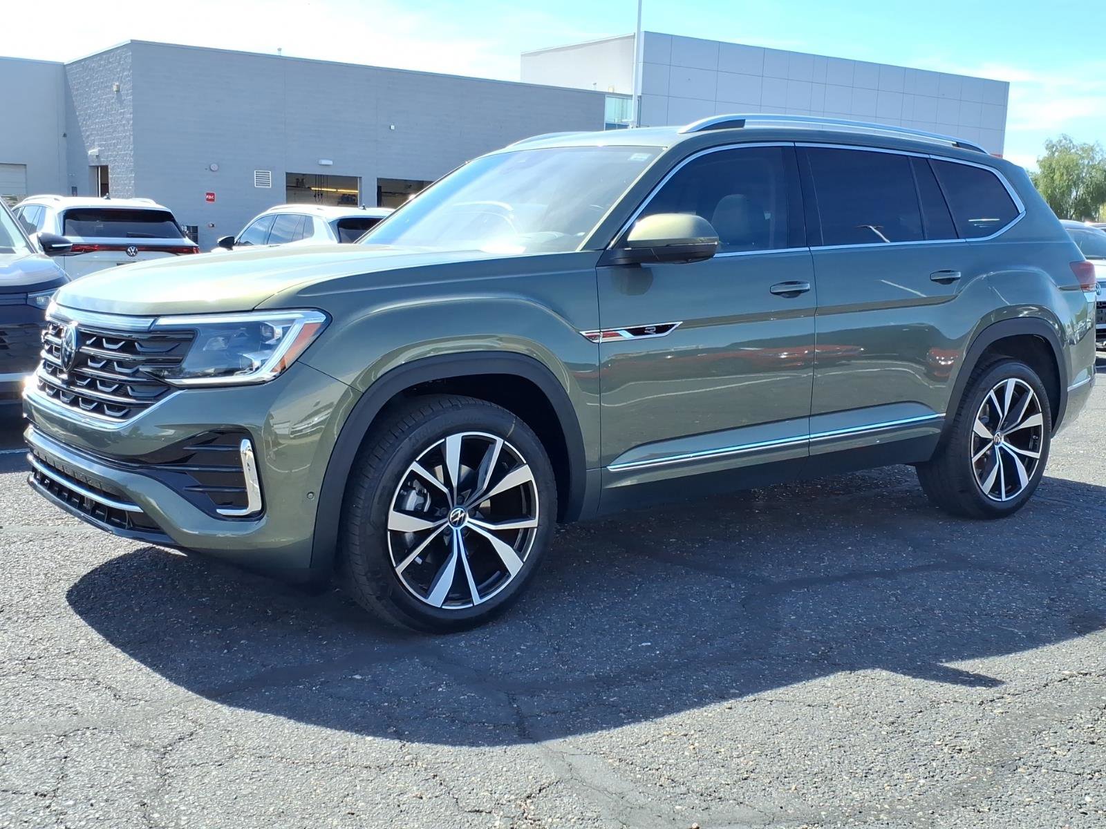 New 2026 Volkswagen Atlas SEL Premium R-Line image 3