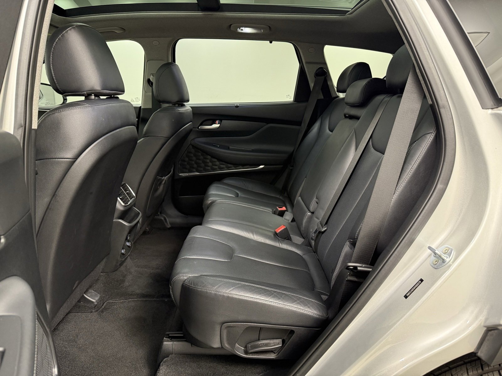 Used 2019 Hyundai Santa Fe Limited image 21