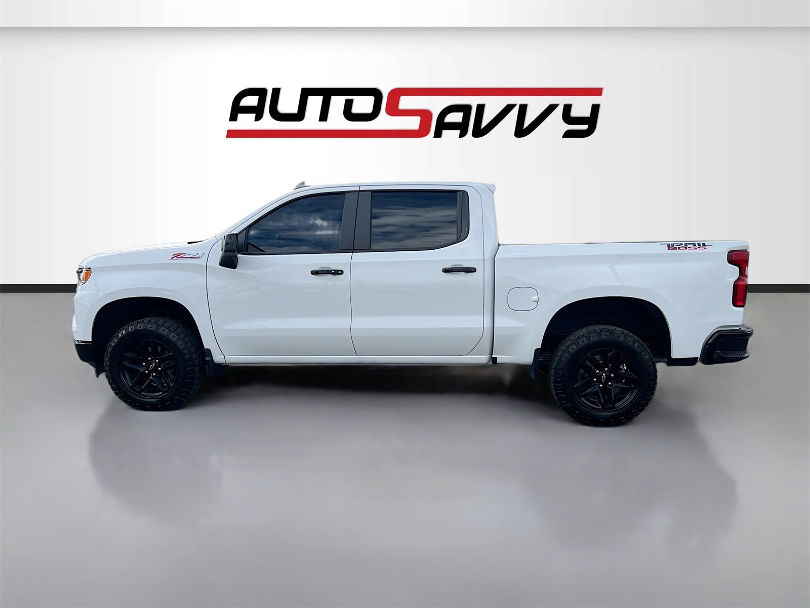 Used 2024 Chevrolet Silverado 1500 LT Trail Boss w/ Protection Package image 4