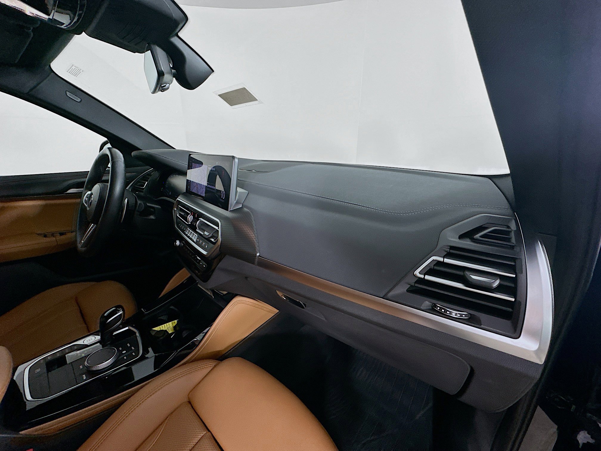 Used 2022 BMW X4 M40i w/ Parking Assistance Package image 38