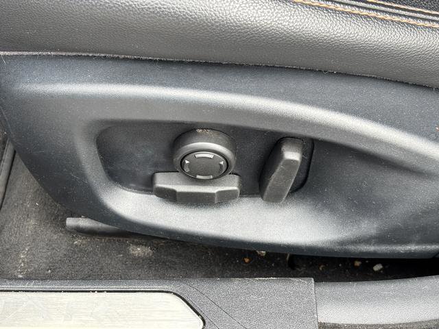 Used 2018 Jaguar XE Prestige image 20