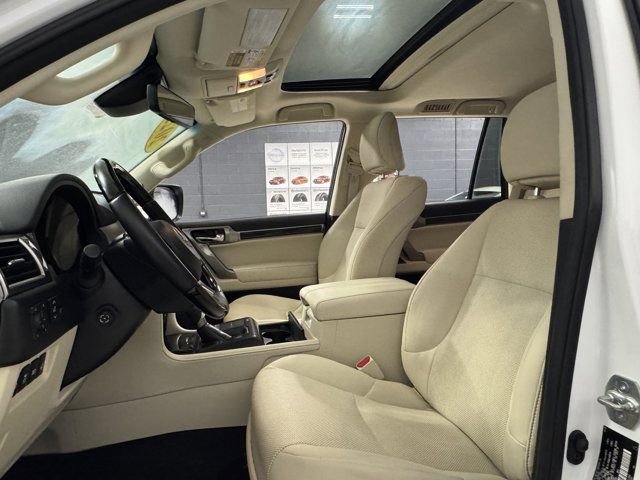 Used 2023 Lexus GX 460 Premium w/ Premium Package image 31