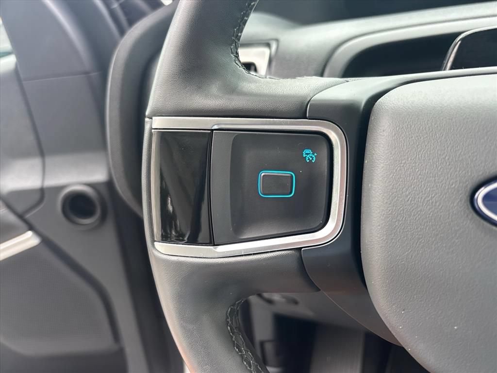 Used 2025 Ford Expedition Max Active AWD/4WD image 16