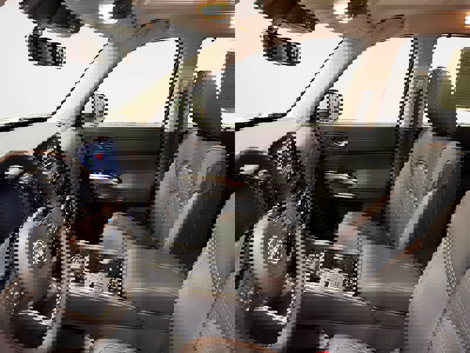 Used 2025 Nissan Pathfinder Platinum image 10