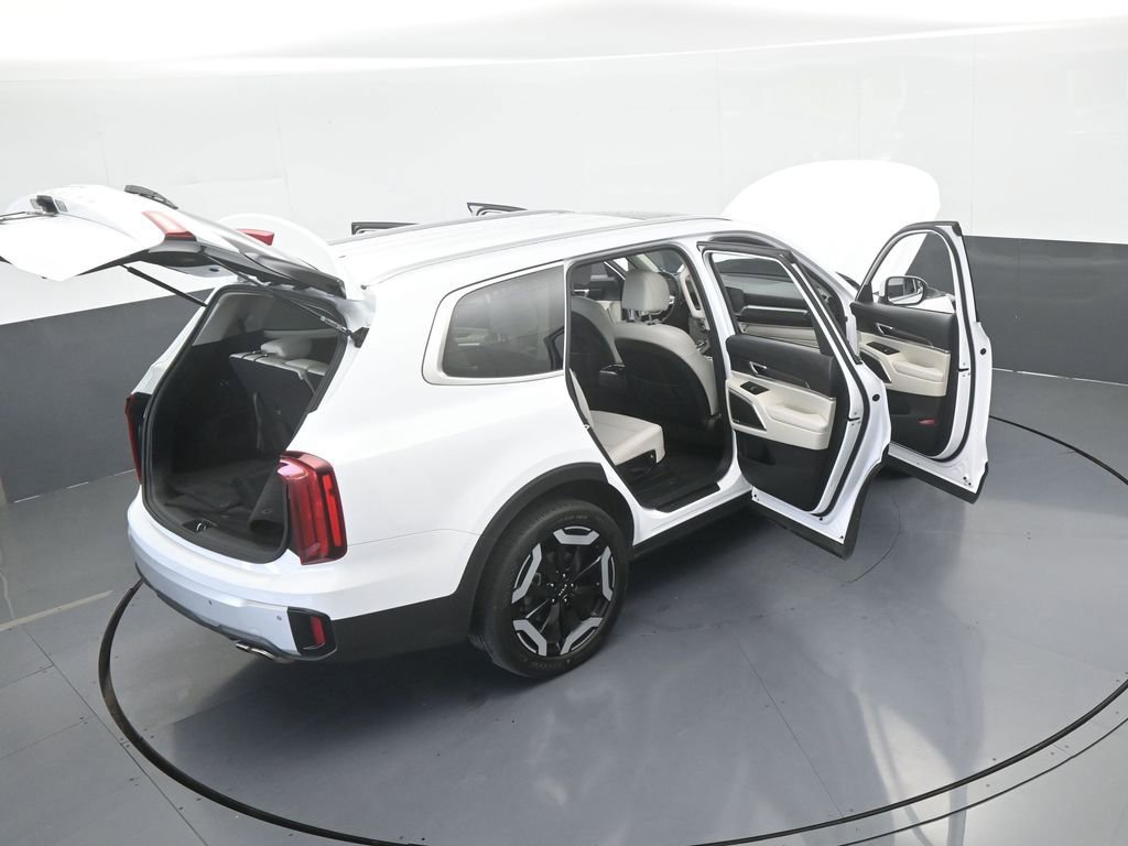 Used 2024 Kia Telluride S w/ S Sunroof Package image 68