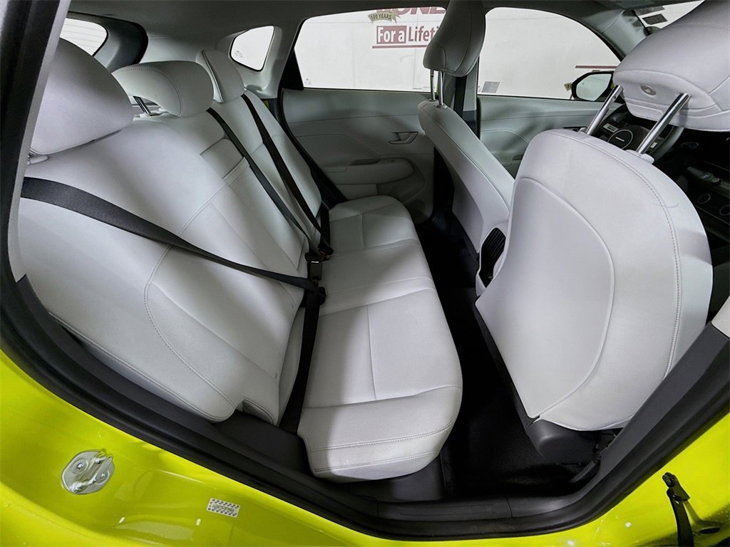 Certified 2025 Hyundai Kona SE image 28