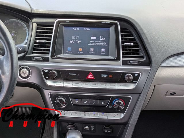 Used 2018 Hyundai Sonata SEL w/ Tech Package 02 FWD image 19
