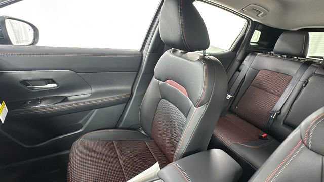 New 2026 Nissan Kicks SR w/ Cold Weather Package image 13