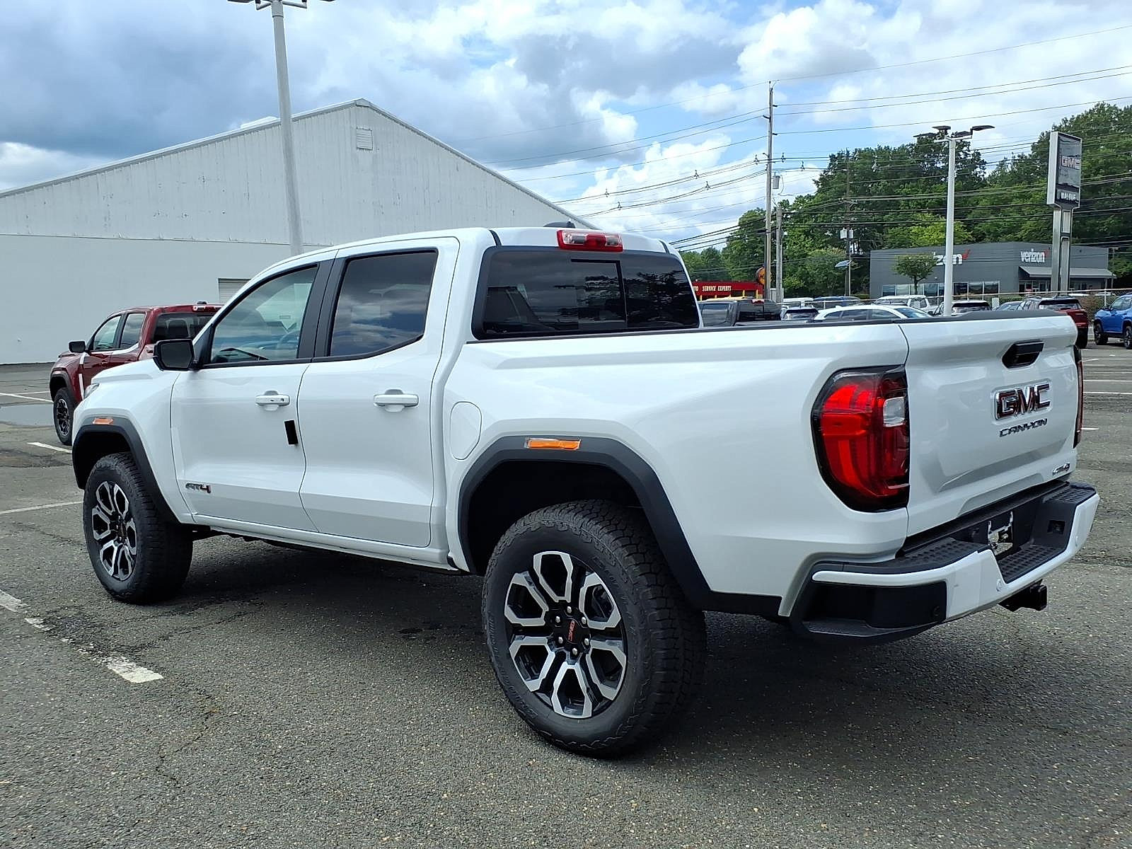 New 2026 GMC Canyon AT4 w/ Technology Plus Package AWD/4WD image 4