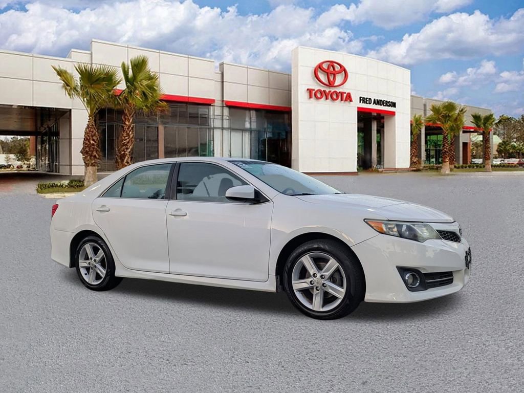 Used 2013 Toyota Camry SE
