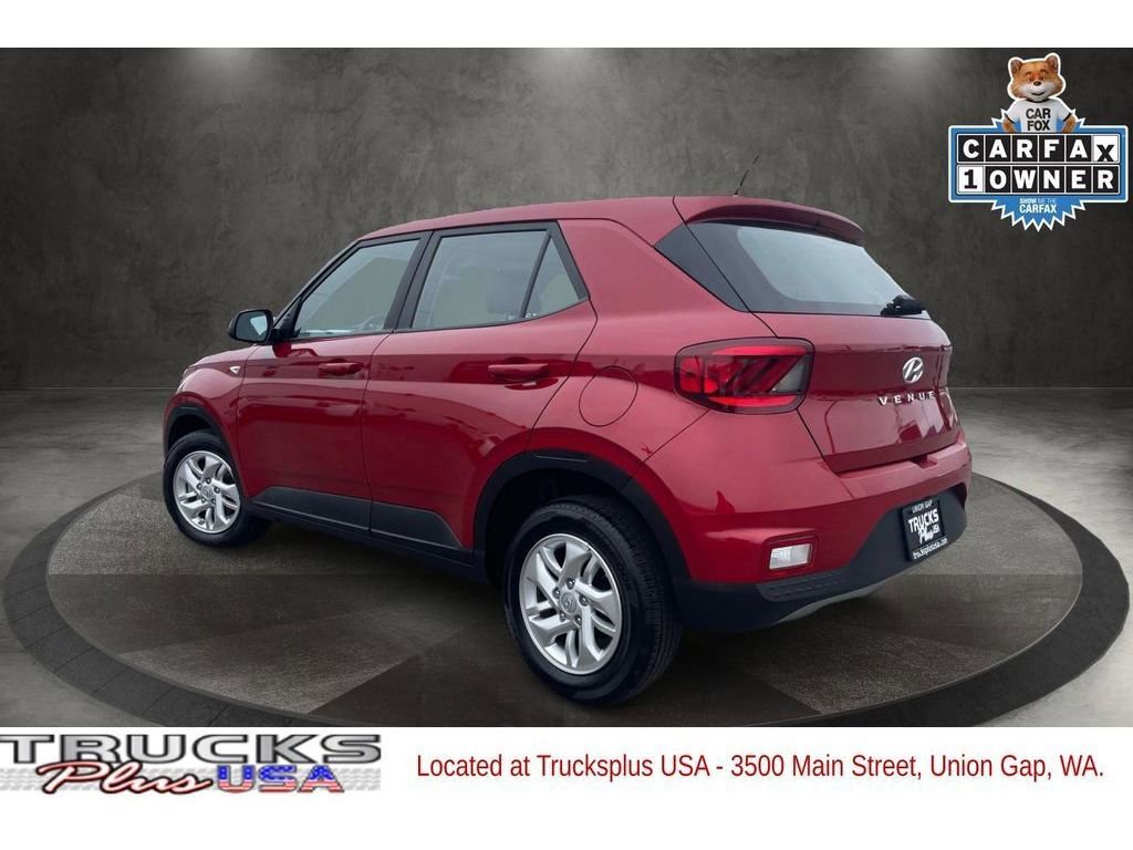 Used 2023 Hyundai Venue SE image 5