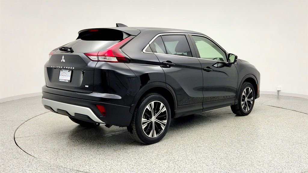 Used 2022 Mitsubishi Eclipse Cross SE image 5