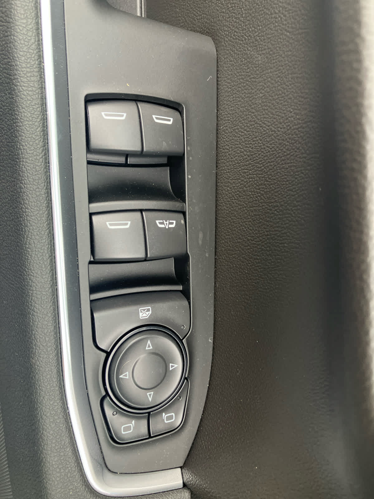 New 2026 GMC Sierra 1500 SLE w/ X31 Off-Road Package AWD/4WD image 14
