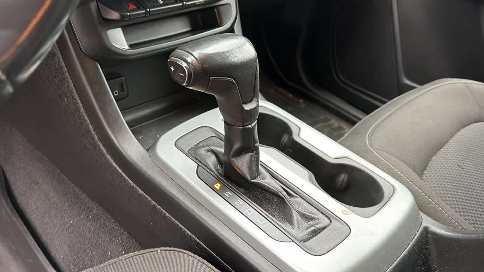 Used 2020 Chevrolet Colorado LT w/ LT Convenience Package image 12