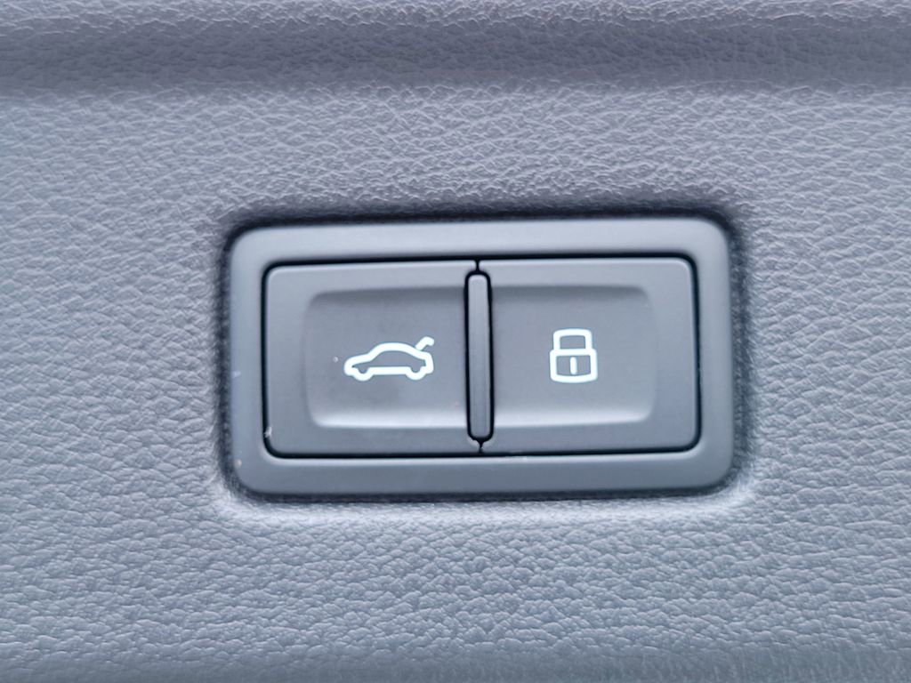 Used 2023 Audi A5 2.0T Premium Plus image 8