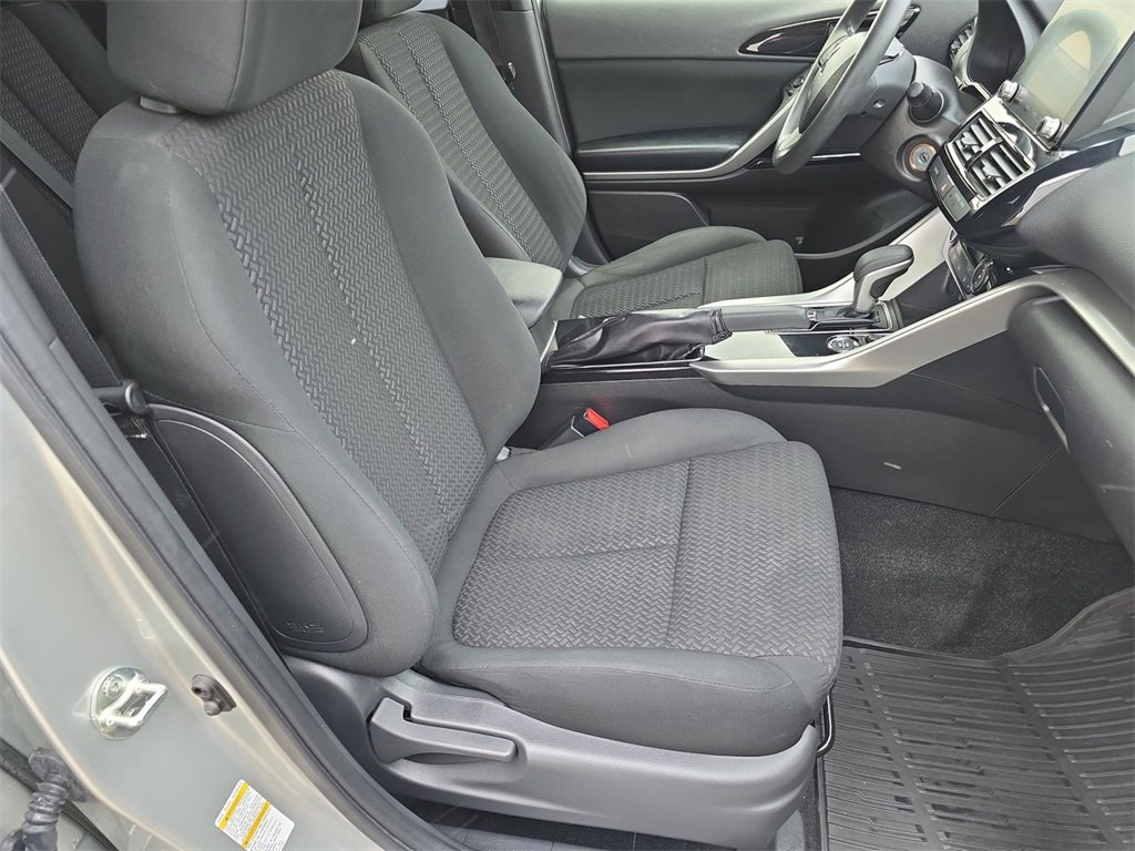 Used 2023 Mitsubishi Eclipse Cross LE image 29