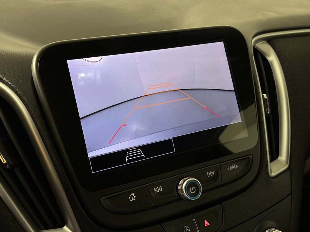 Used 2023 Chevrolet Malibu RS FWD image 29