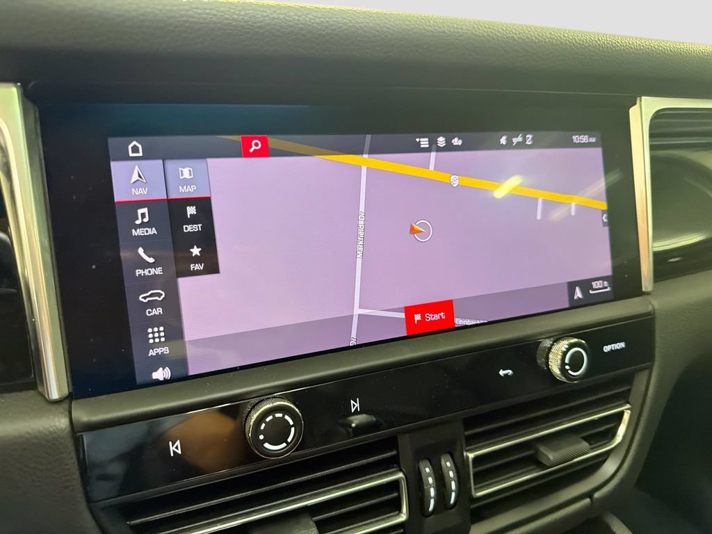 Certified 2022 Porsche Macan S AWD/4WD image 14