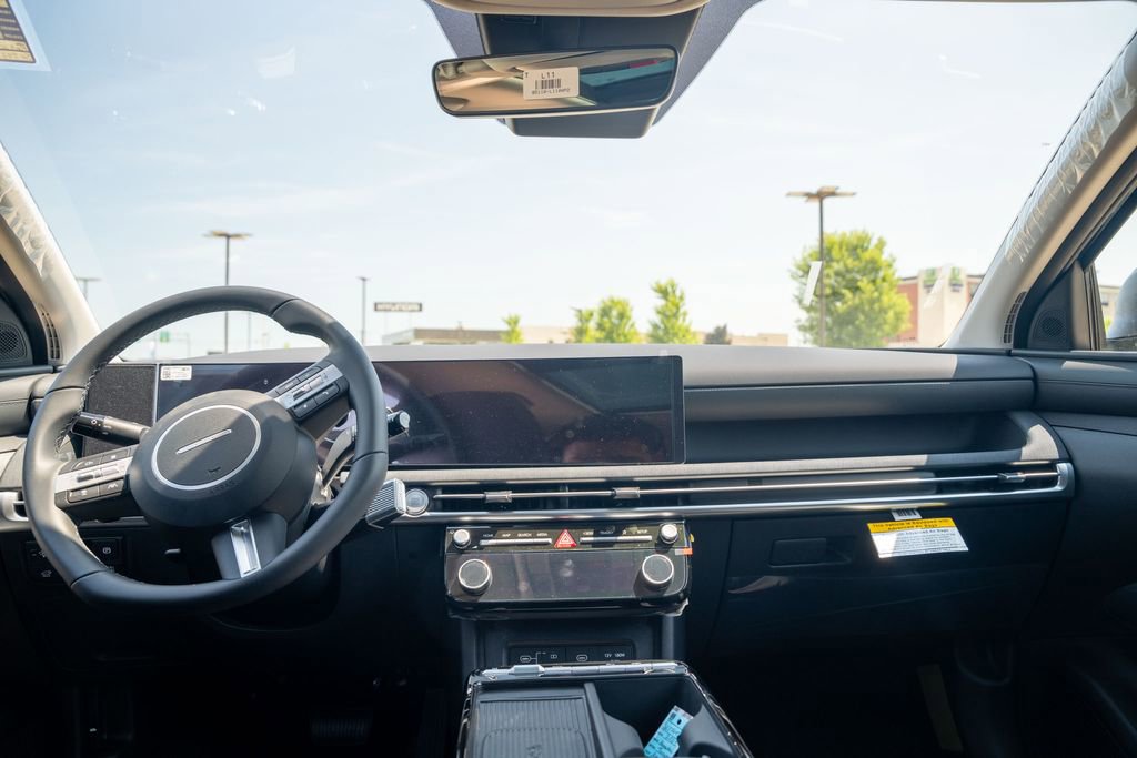 New 2025 Hyundai Tucson SEL image 16