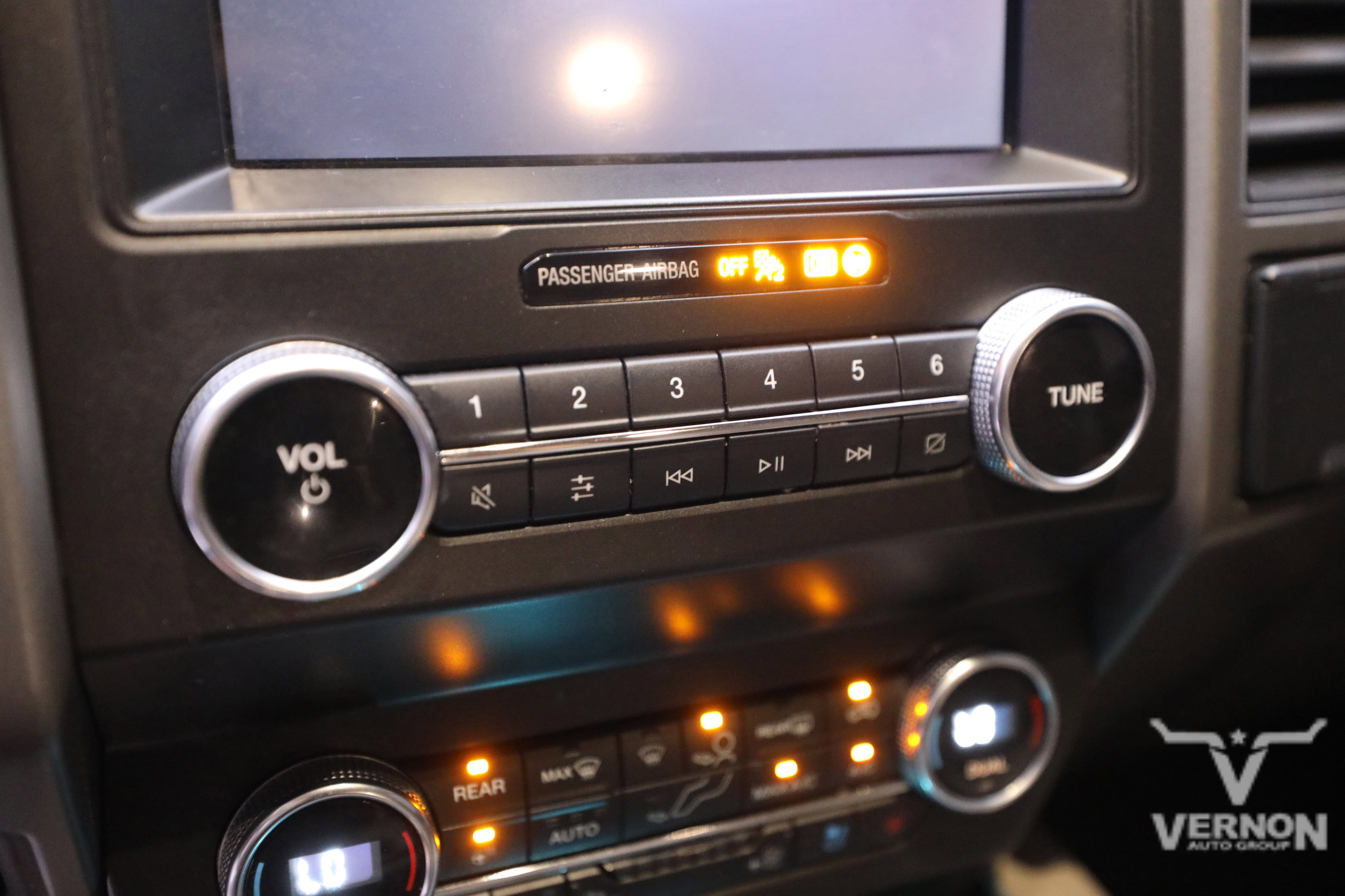 Used 2020 Ford Expedition XLT w/ Equipment Group 202A image 23