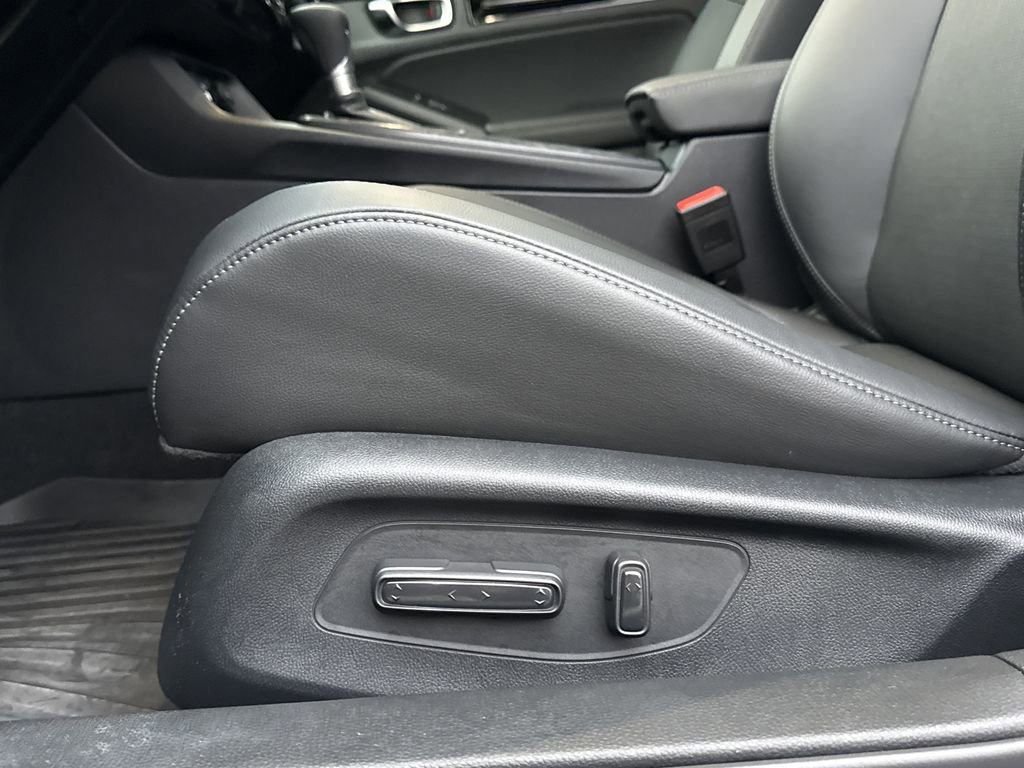 Used 2024 Honda Civic EX-L image 28