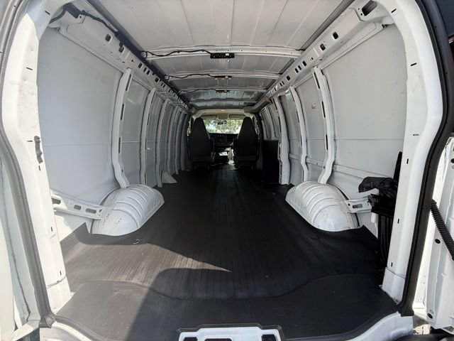 Used 2025 Chevrolet Express 2500 Extended w/ Driver Convenience Package RWD image 25