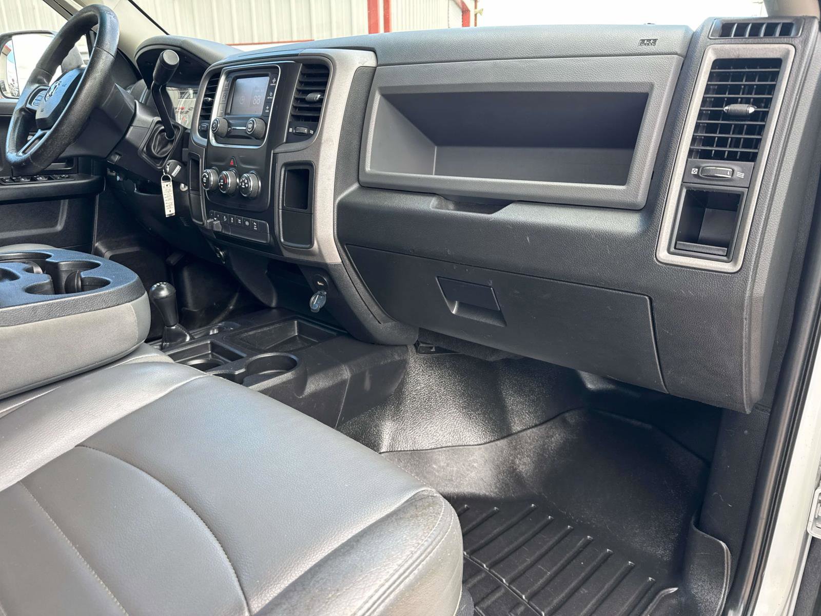Used 2017 RAM 2500 Tradesman w/ Chrome Appearance Group image 12
