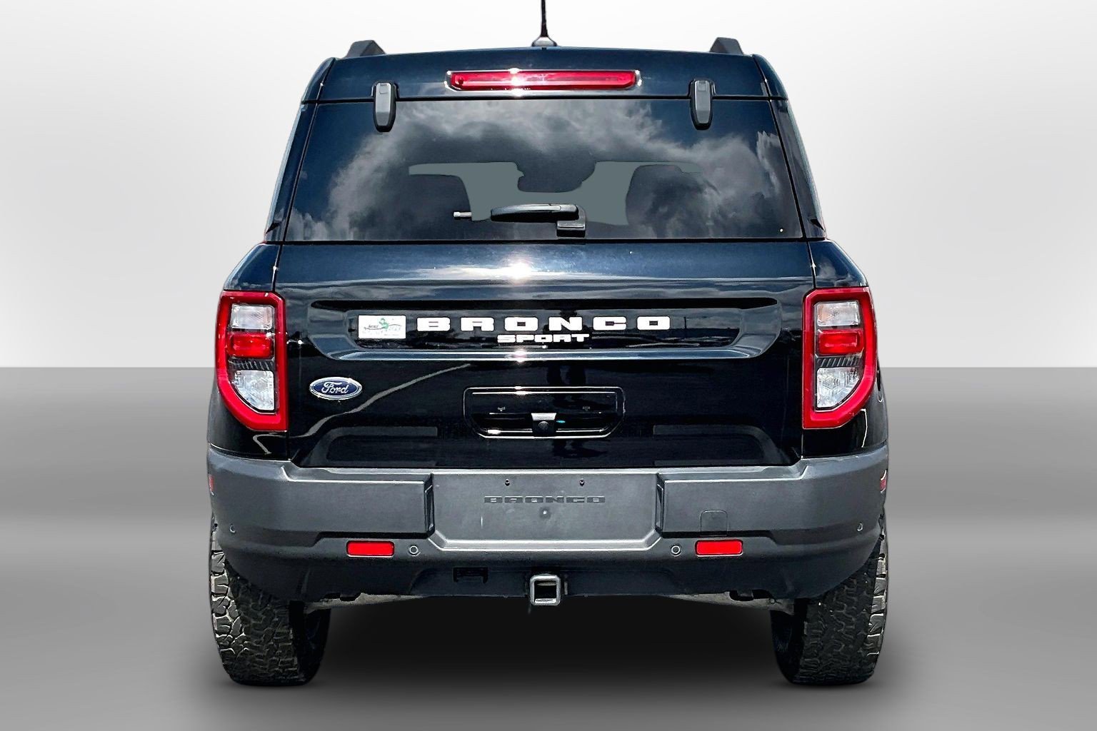 Used 2023 Ford Bronco Sport Outer Banks w/ Tech Package AWD/4WD image 4