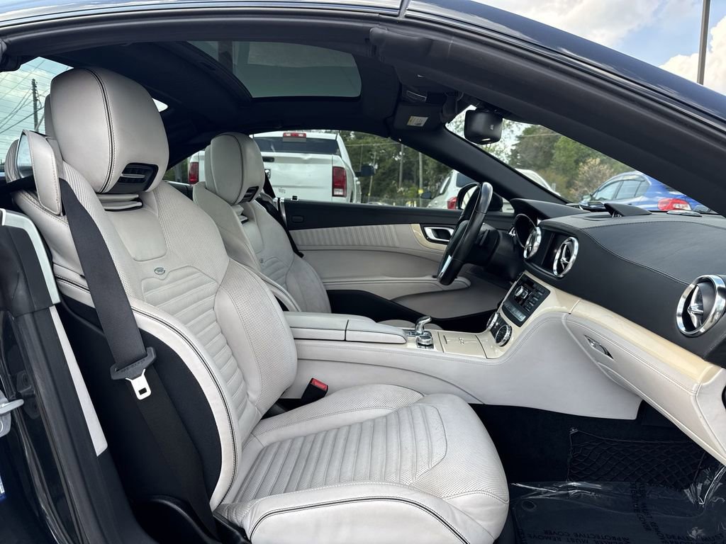 Used 2013 Mercedes-Benz SL 550 image 23