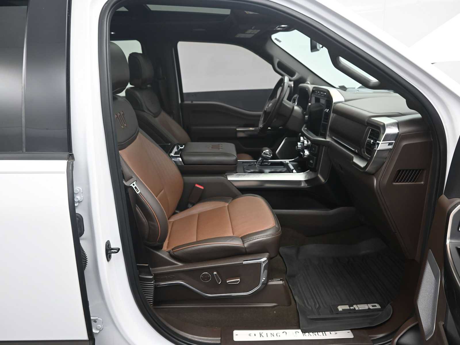 Used 2021 Ford F150 King Ranch w/ Equipment Group 601A High AWD/4WD image 17