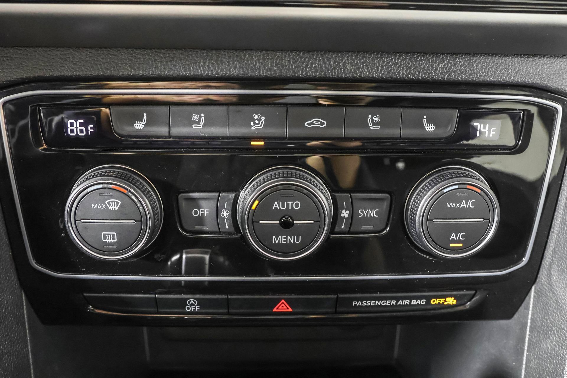 Used 2022 Volkswagen Atlas Cross Sport SEL Premium R-Line image 32