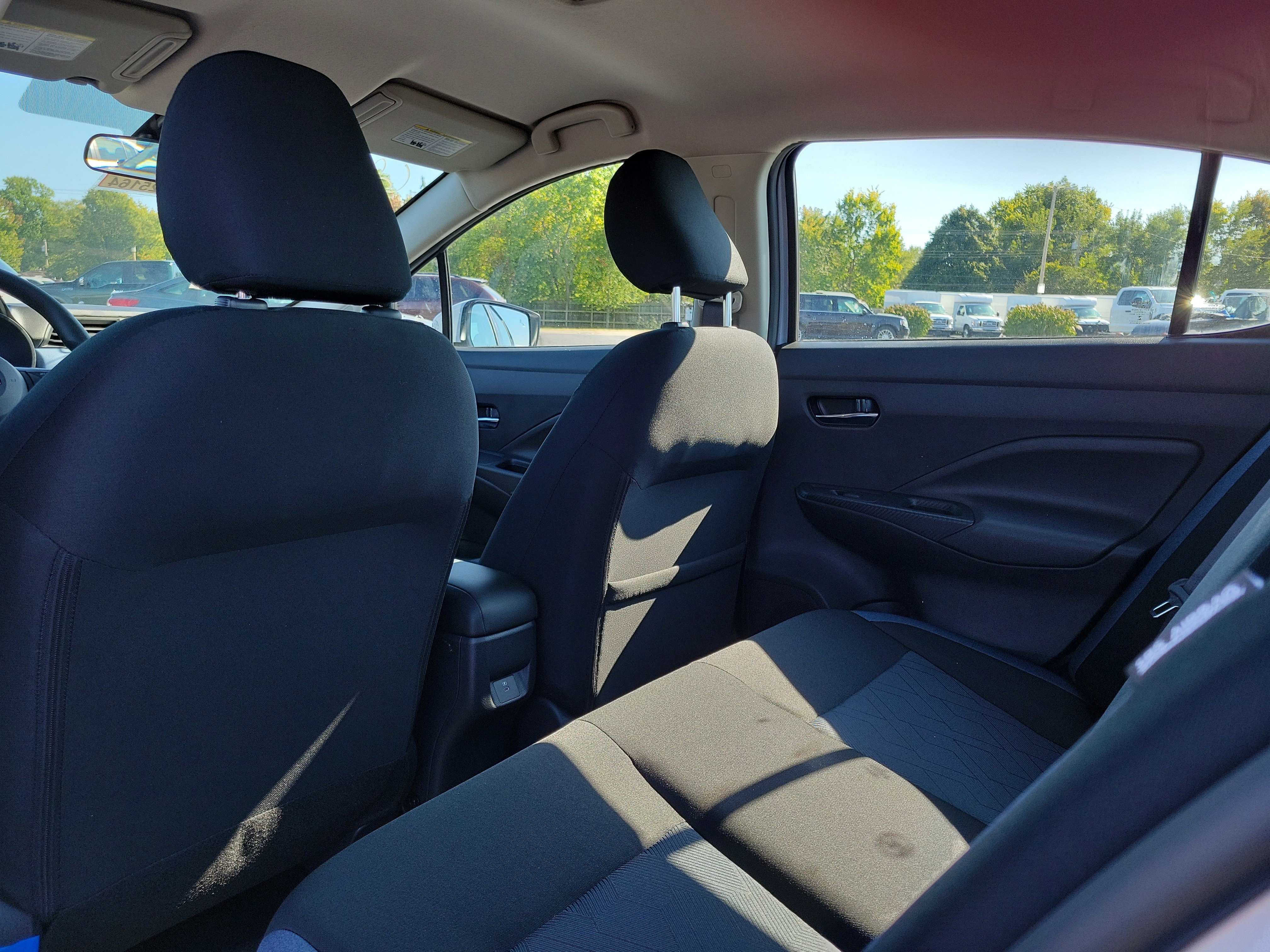 Used 2025 Nissan Versa SV w/ Trunk Package image 14