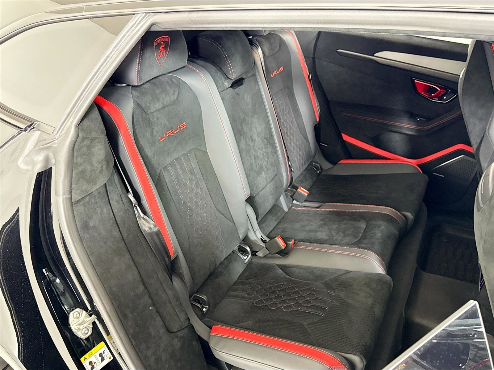 Used 2023 Lamborghini Urus Performante image 30